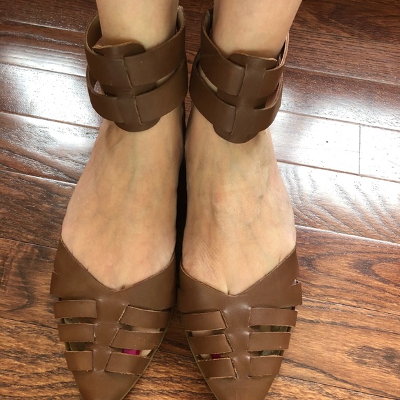 Bcbgenerarion Flats. - Picture 2 of 7